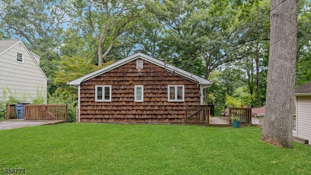 15 Hillside Rd, Ringwood Boro, NJ 07456