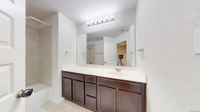 116 Country, Cibolo, TX 78108