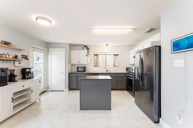 1206 Verde Trails Drive, Houston, TX 77073