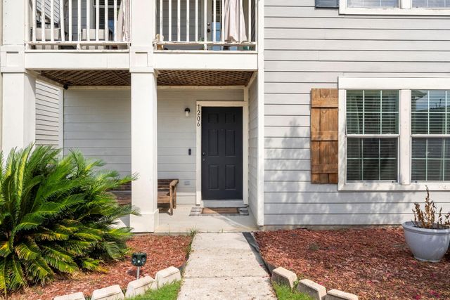1206 Verde Trails Drive, Houston, TX 77073