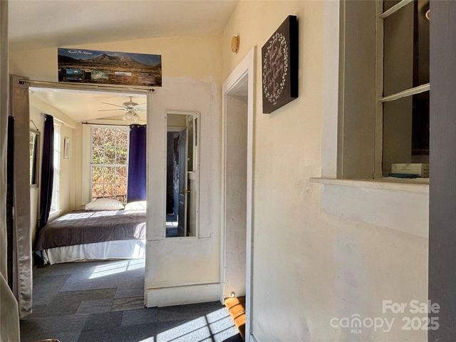 629 Vineyard Road, Tryon, NC 28782