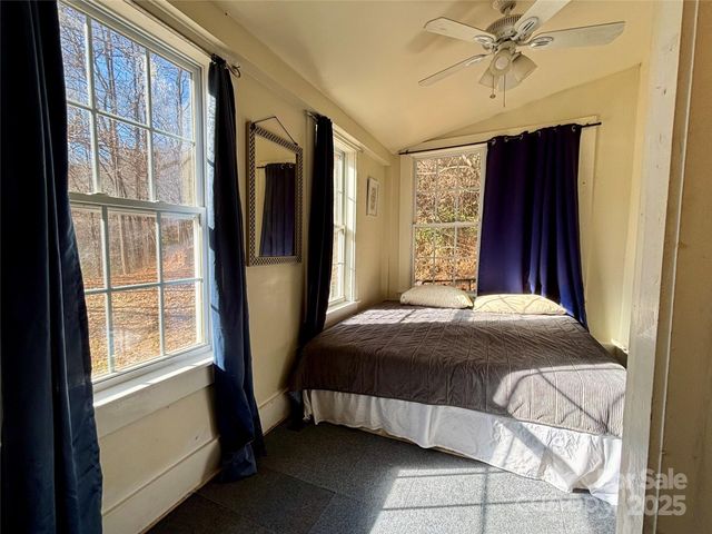 629 Vineyard Road, Tryon, NC 28782