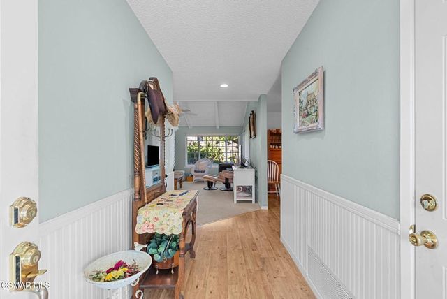 28949 Valley Heights Drive, Agoura Hills, CA 91301