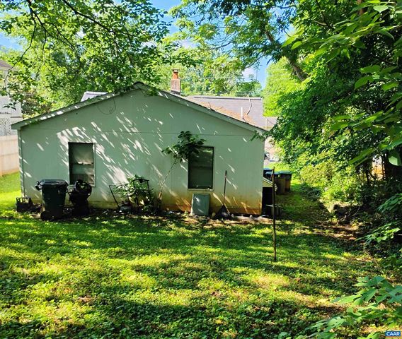 1411 VINE ST, Charlottesville, VA 22902