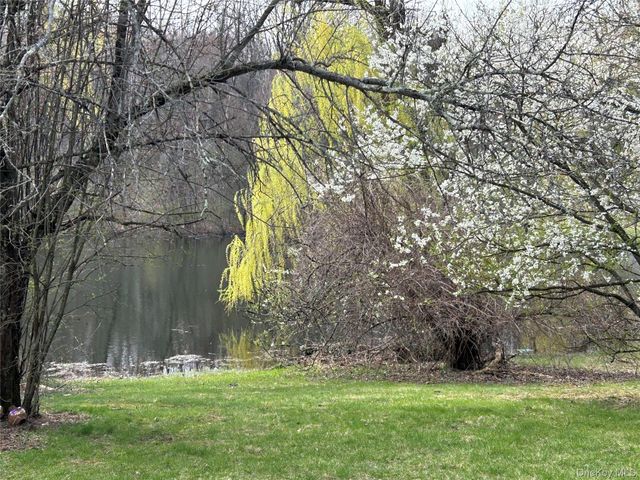 40 Scarborough Lane A, Wappingers Falls, NY 12590
