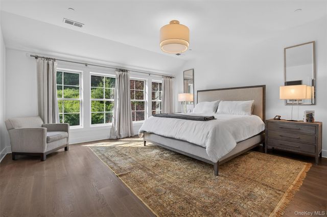 23 Honeysuckle Lane, Rye Brook, NY 10573
