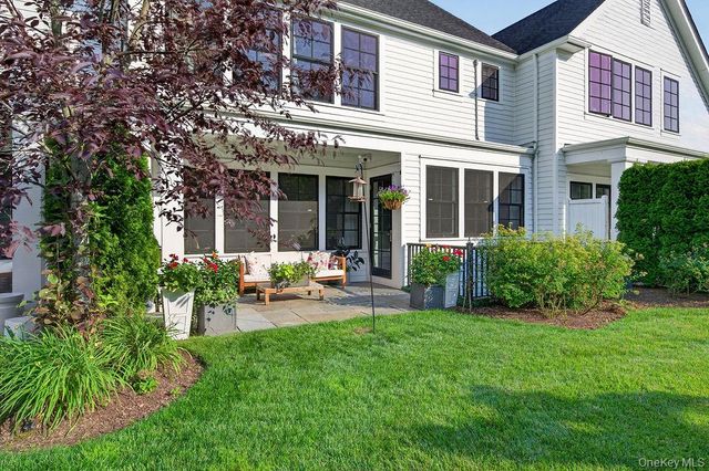 23 Honeysuckle Lane, Rye Brook, NY 10573