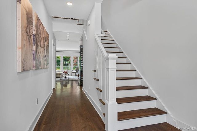 23 Honeysuckle Lane, Rye Brook, NY 10573