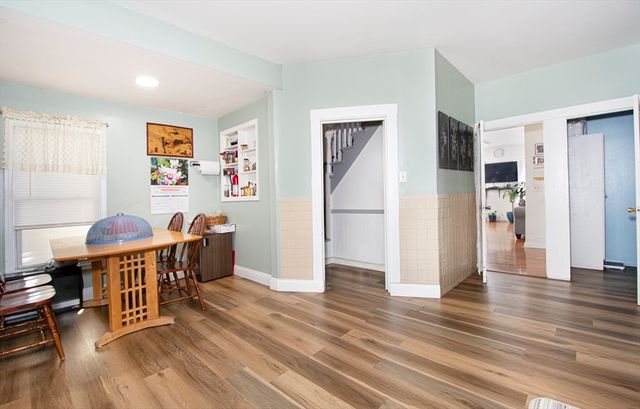 2 Kosta St, Worcester, MA 01607