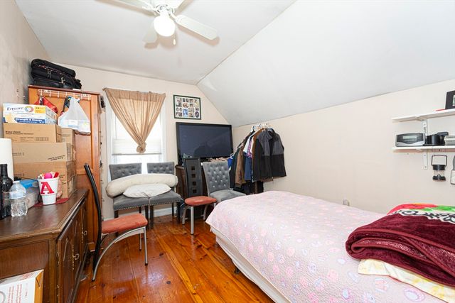 2 Kosta St, Worcester, MA 01607