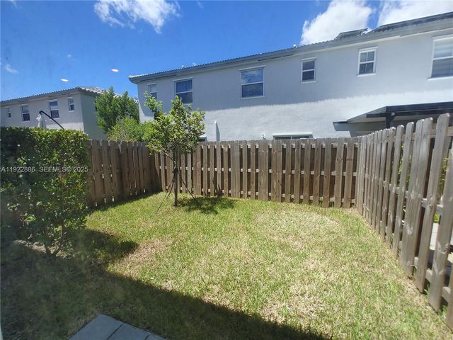 1766 SE 26th Road, Homestead, FL 33035