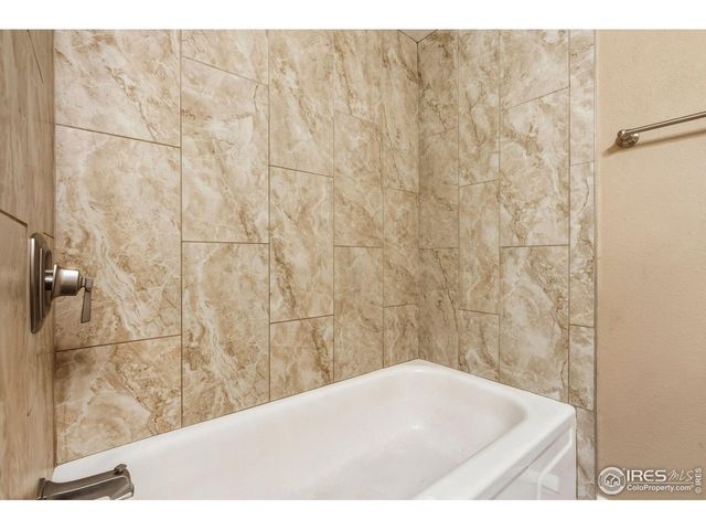 1705 Heatheridge Rd L-103, Fort Collins, CO 80526