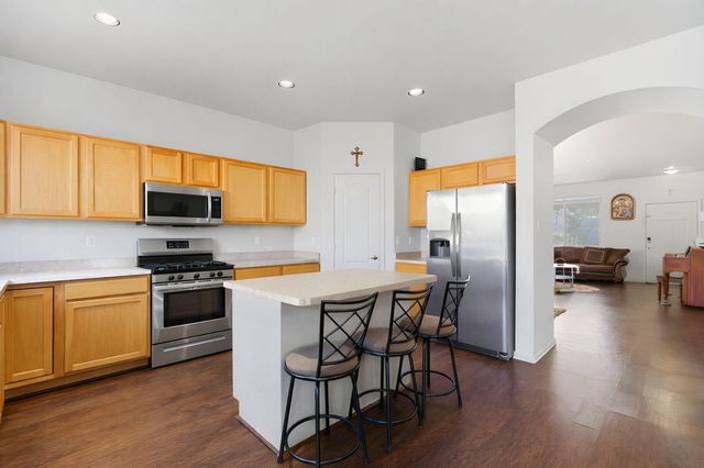 1021 Toscana Drive SE, Rio Rancho, NM 87124