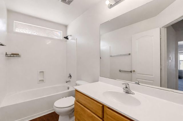 1021 Toscana Drive SE, Rio Rancho, NM 87124