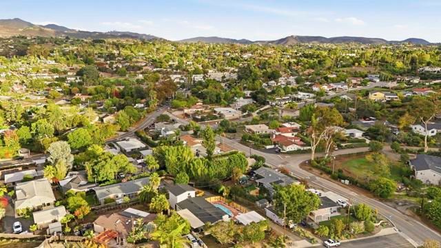 1019 Torole Circle, Vista, CA 92084