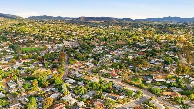 1019 Torole Circle, Vista, CA 92084