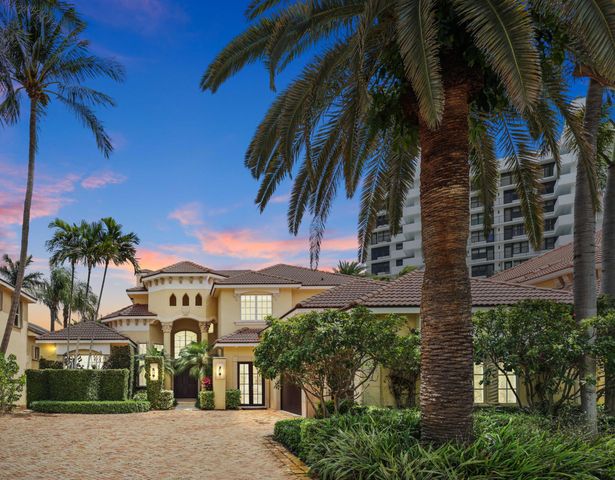 1019 Grand Court, Highland Beach, FL 33487
