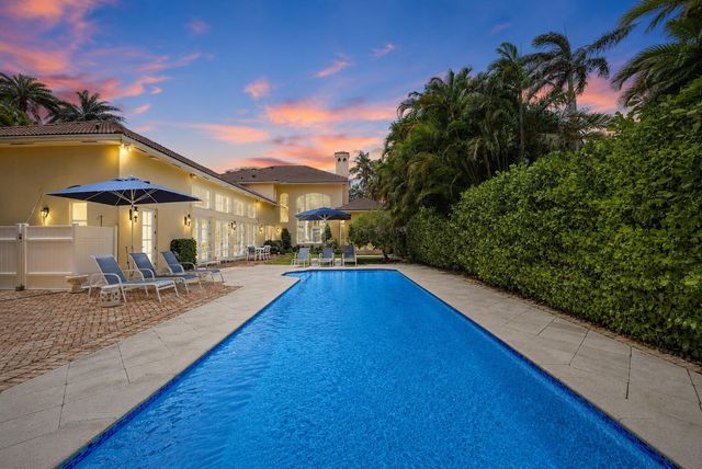 1019 Grand Court, Highland Beach, FL 33487
