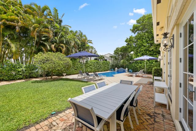 1019 Grand Court, Highland Beach, FL 33487