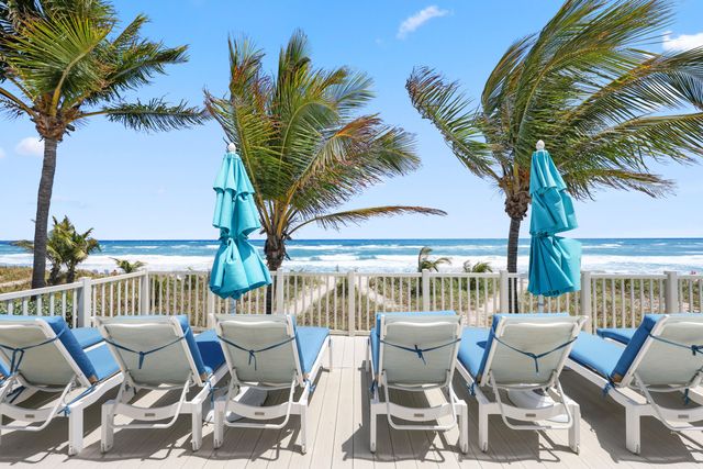 1019 Grand Court, Highland Beach, FL 33487