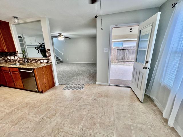 21618 Falvel Lake Drive, Spring, TX 77388