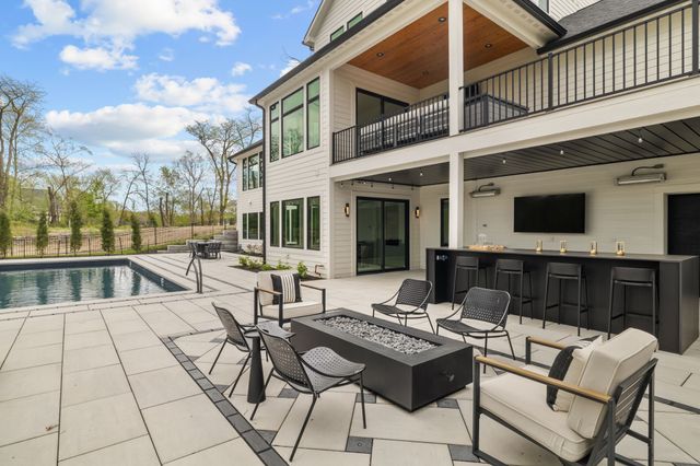 145 Indian Ridge Drive, Waukee, IA 50263