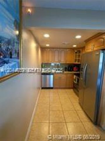 300 SW 134th Way 105E, Pembroke Pines, FL 33027