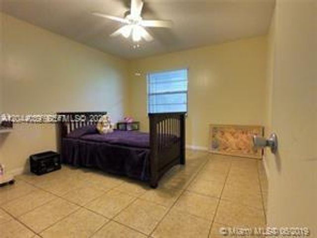300 SW 134th Way 105E, Pembroke Pines, FL 33027