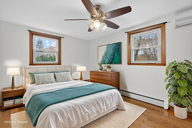 33 Isleboro St, Worcester, MA 01606