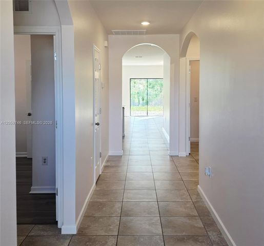 808 SE Old Country Road, Palm Bay, FL 32909