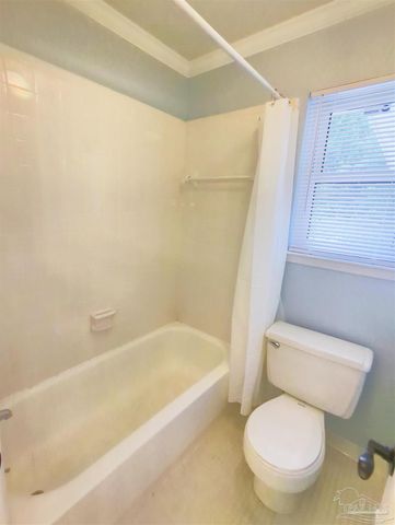 3545 Hopestill Rd, Pensacola, FL 32503