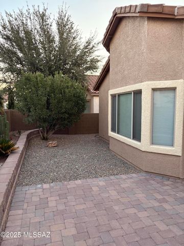 290 W Calle Del Estribo, Sahuarita, AZ 85629