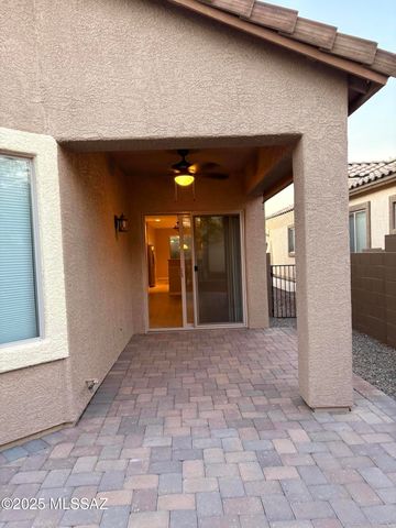 290 W Calle Del Estribo, Sahuarita, AZ 85629