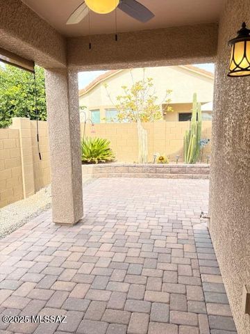 290 W Calle Del Estribo, Sahuarita, AZ 85629