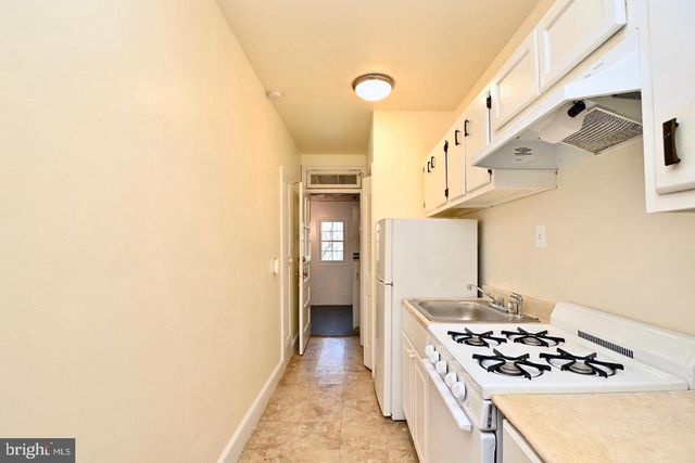 1840 INDEPENDENCE AVE SE, Washington, DC 20003