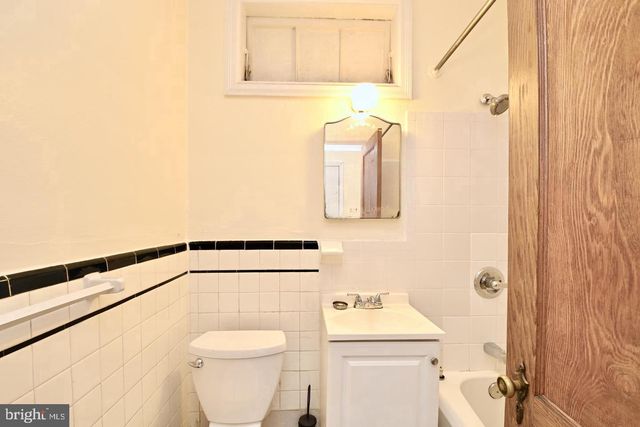 1840 INDEPENDENCE AVE SE, Washington, DC 20003