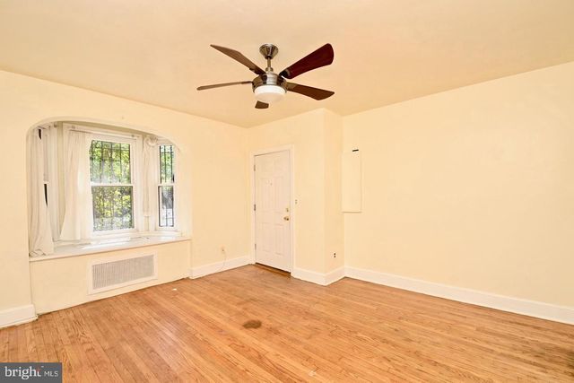 1840 INDEPENDENCE AVE SE, Washington, DC 20003