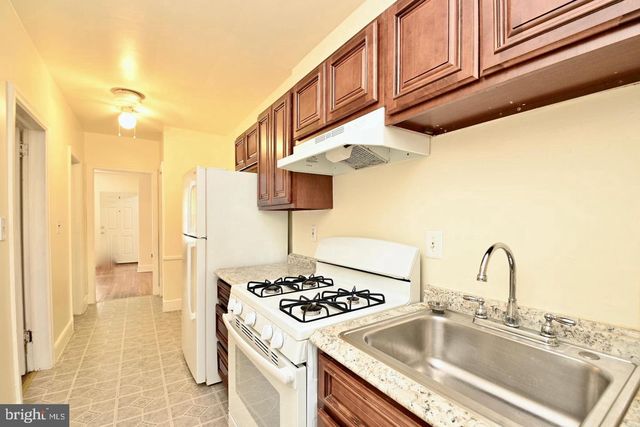 1840 INDEPENDENCE AVE SE, Washington, DC 20003