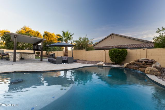 7727 N 86TH Lane, Glendale, AZ 85305