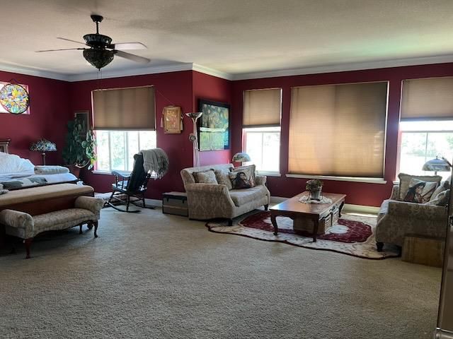 9245 Pinehurst Dr, Roseville, CA 95747