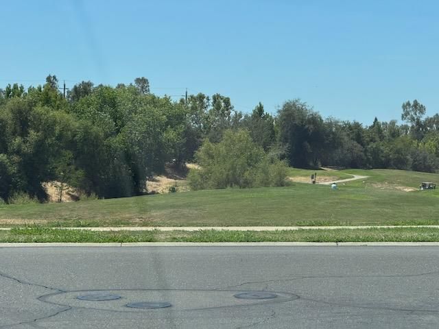9245 Pinehurst Dr, Roseville, CA 95747