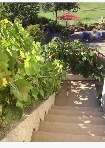 9245 Pinehurst Dr, Roseville, CA 95747