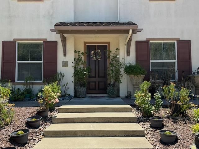 9245 Pinehurst Dr, Roseville, CA 95747