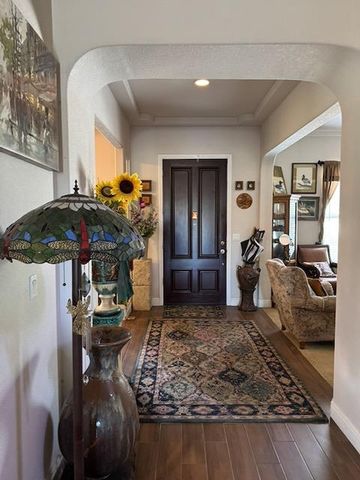 9245 Pinehurst Dr, Roseville, CA 95747