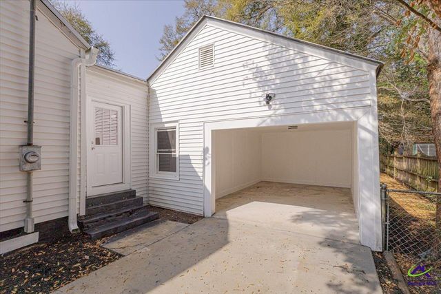 1205 Swift Street, Perry, GA 31069