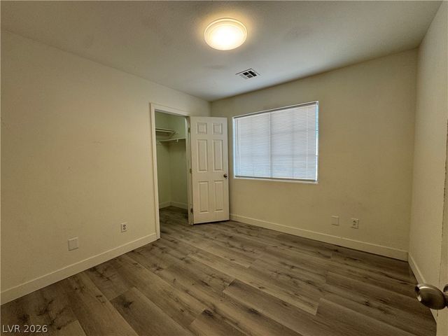 1994 Villa De Sol Street, Las Vegas, NV 89156