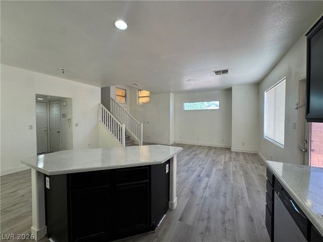1994 Villa De Sol Street, Las Vegas, NV 89156