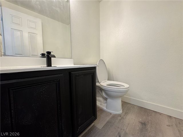 1994 Villa De Sol Street, Las Vegas, NV 89156