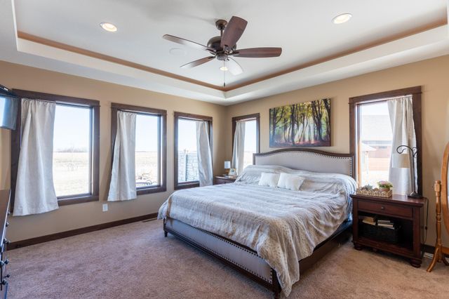 7022 9th Street N, Moorhead, MN 56560