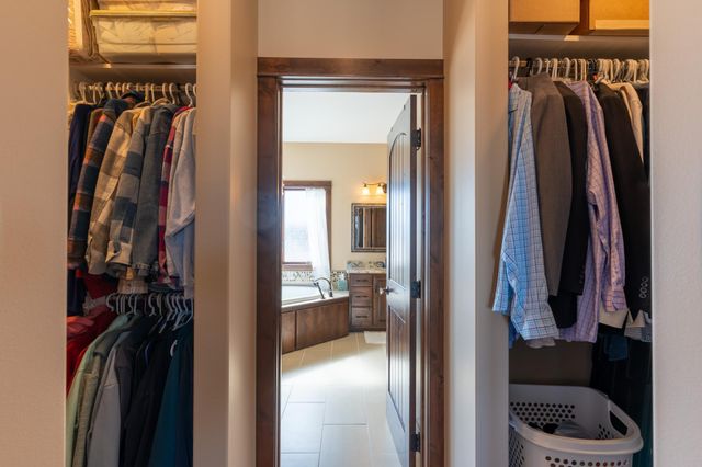 7022 9th Street N, Moorhead, MN 56560